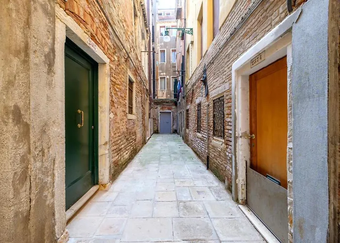 The Lion's House Apt2 Venise